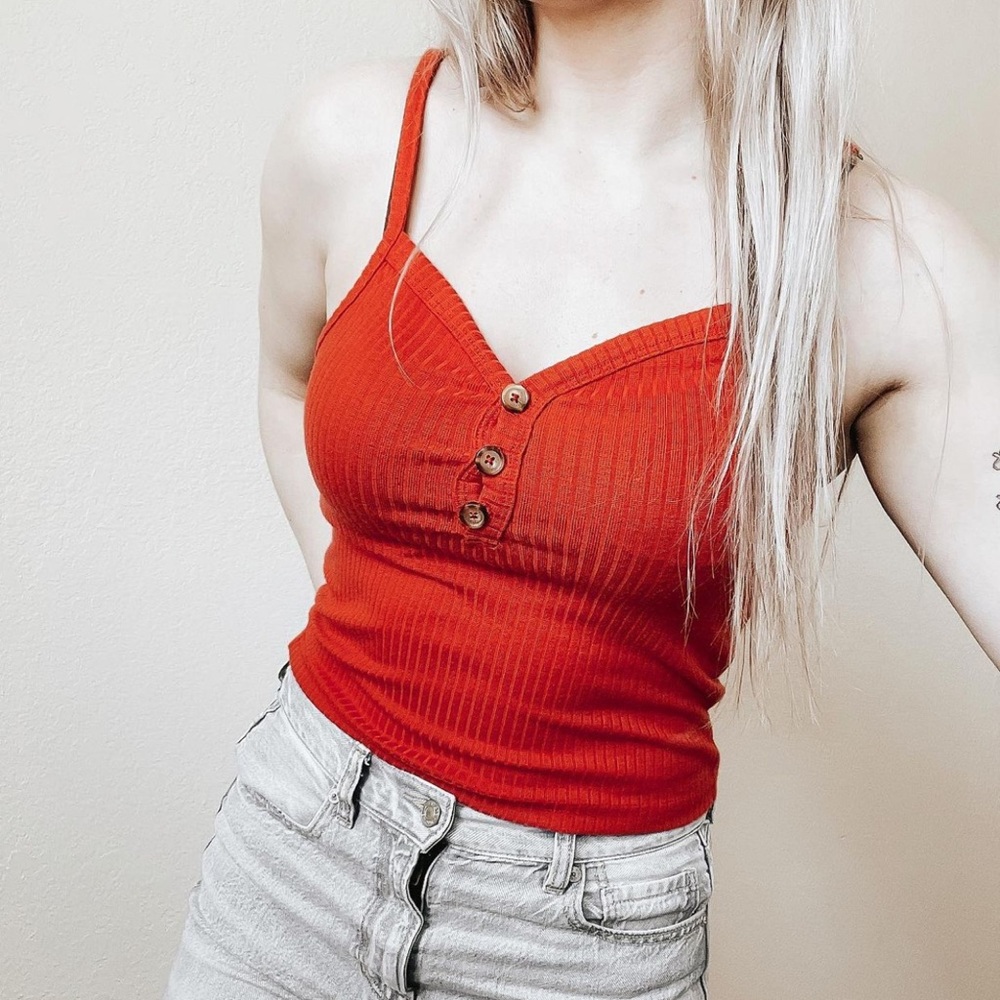 Missguided Sleeveless Tank - Picture 1 of 4